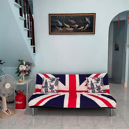 Blue House Hat Yai Esterno foto