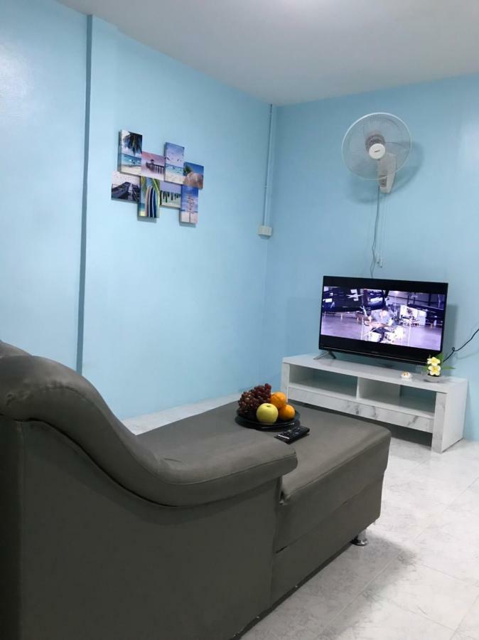 Blue House Hat Yai Esterno foto